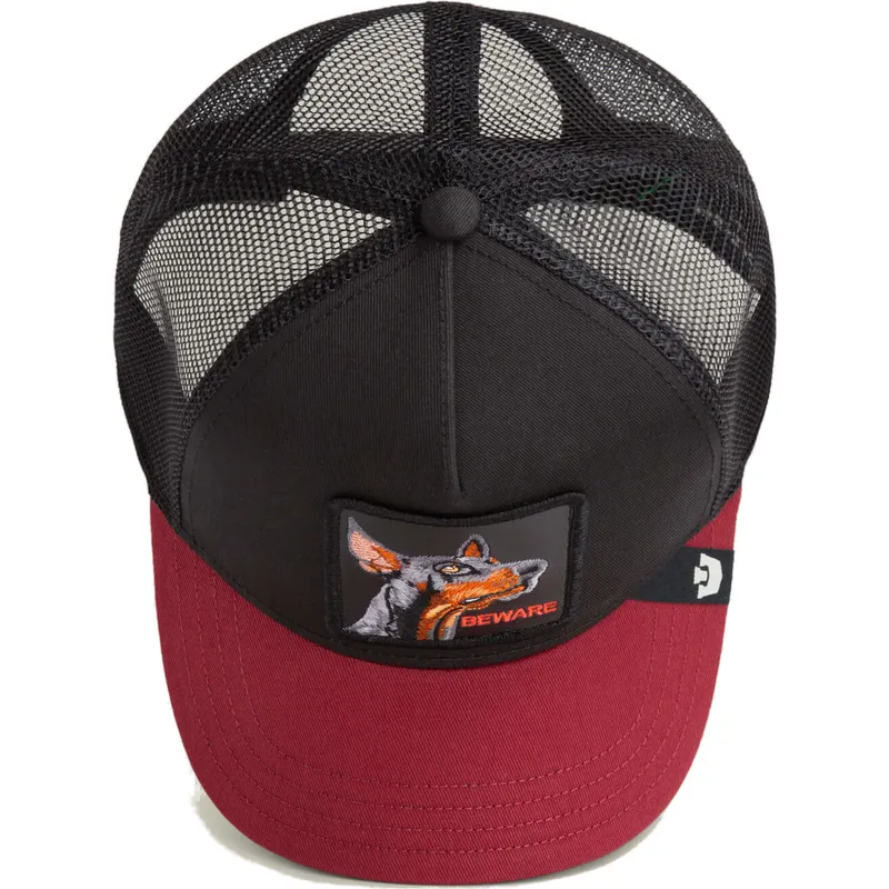 czapka-trucker-czarna-i-czerwona-pies-doberman-beware-the-farm-od-goorin-bros