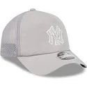 casquette-trucker-grise-avec-logo-grise-9forty-apex-batting-practice-new-york-yankees-mlb-new-era