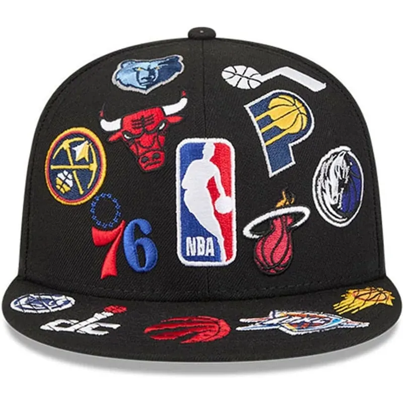gorra-plana-negra-ajustada-59fifty-all-over-de-nba-de-new-era