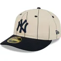 bezowa-dopasowana-czapka-z-zakrzywionym-daszkiem-59fifty-retro-crown-linen-new-york-yankees-mlb-new-era