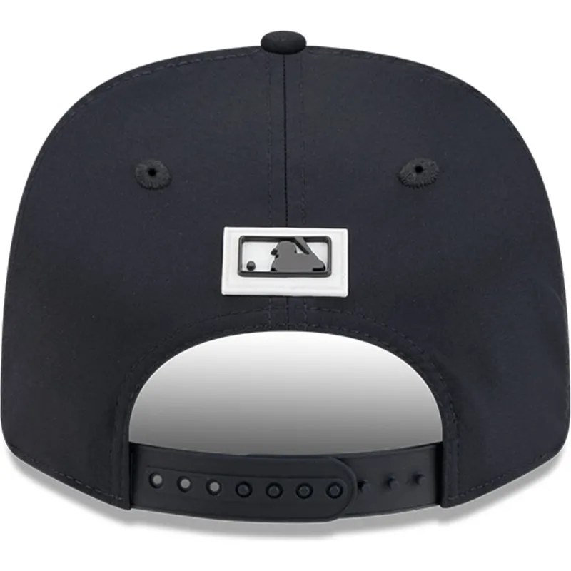 marineblaue-gebogene-snapback-kappe-9seventy-stretch-snap-clubhouse-der-new-york-yankees-mlb-von-new-era