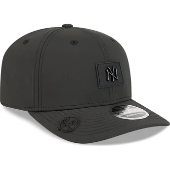 Svart kurvad keps snapback 9SEVENTY Stretch Snap Clubhouse från New York Yankees MLB av New Era