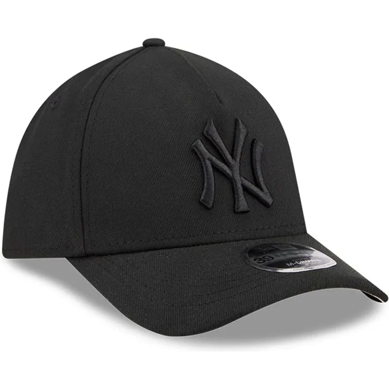 czarna-dopasowana-czapka-z-daszkiem-z-czarnym-logo-39thirty-m-crown-a-frame-new-york-yankees-mlb-new-era
