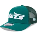 gorra-trucker-verde-9seventy-stretch-snap-evergreen-de-new-york-jets-nfl-de-new-era