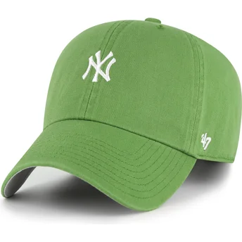 Grön böjd keps justerbar Clean Up Base Runner Fatigue Green från New York Yankees MLB av 47 Brand