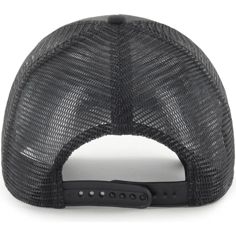 svart-truckerkeps-med-svart-outline-mvp-branson-logotyp-fran-new-york-yankees-mlb-av-47-brand