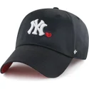 schwarze-verstellbare-curved-cap-clean-up-with-love-der-new-york-yankees-mlb-von-47-brand