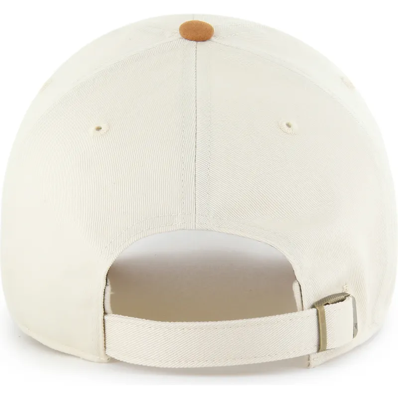 bojd-keps-beige-och-brun-justerbar-clean-up-mini-script-suede-visor-av-boston-red-sox-mlb-fran-47-brand