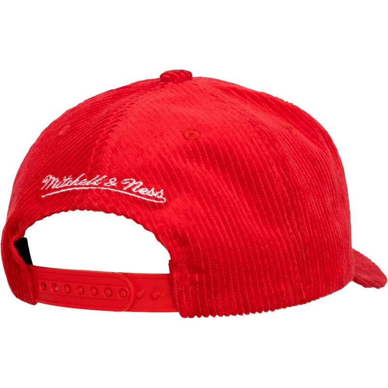 mitchell-ness-curved-brim-arch-stamp-pro-chicago-bulls-nba-red-snapback-cap
