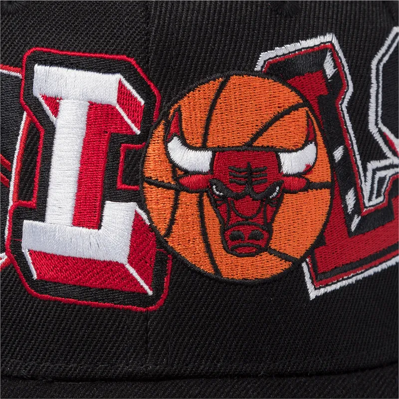czarna-czapka-z-zakrzywionym-daszkiem-snapback-hyper-type-pro-chicago-bulls-nba-od-mitchell-ness