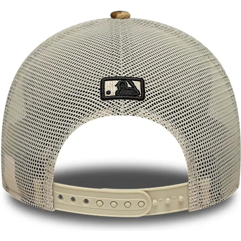 leopard-trucker-keps-for-dam-9forty-m-crown-a-frame-leopard-fran-new-york-yankees-mlb-av-new-era