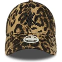gorra-curva-leopardo-ajustable-con-logo-negro-para-mujer-9twenty-leopard-de-new-york-yankees-mlb-de-new-era