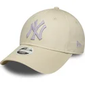 bojd-beige-justerbar-keps-for-dam-9forty-metallic-fran-new-york-yankees-mlb-av-new-era