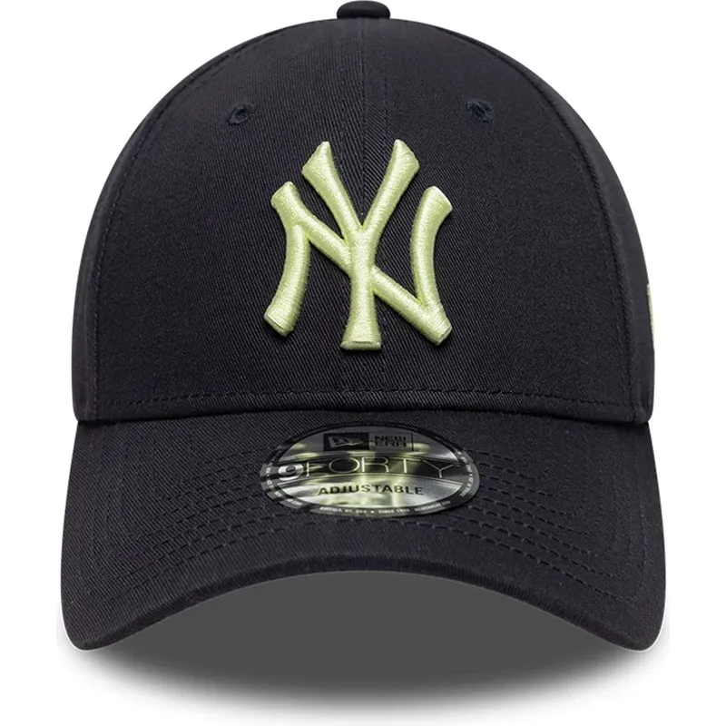 marinbla-bojd-keps-justerbar-med-gul-logotyp-9forty-league-essential-fran-new-york-yankees-mlb-av-new-era