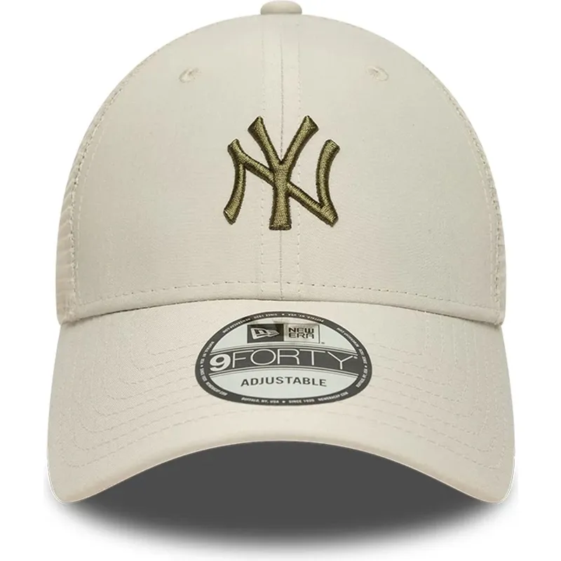 new-era-green-logo-9forty-homefield-midi-new-york-yankees-mlb-beige-adjustable-trucker-hat