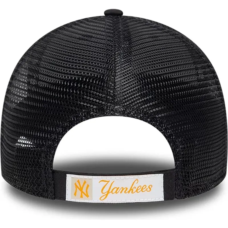 casquette-trucker-bleue-marine-ajustable-avec-logo-orange-9forty-homefield-midi-new-york-yankees-mlb-new-era