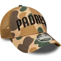 casquette-trucker-camouflage-9forty-m-crown-wordmark-san-diego-padres-mlb-new-era