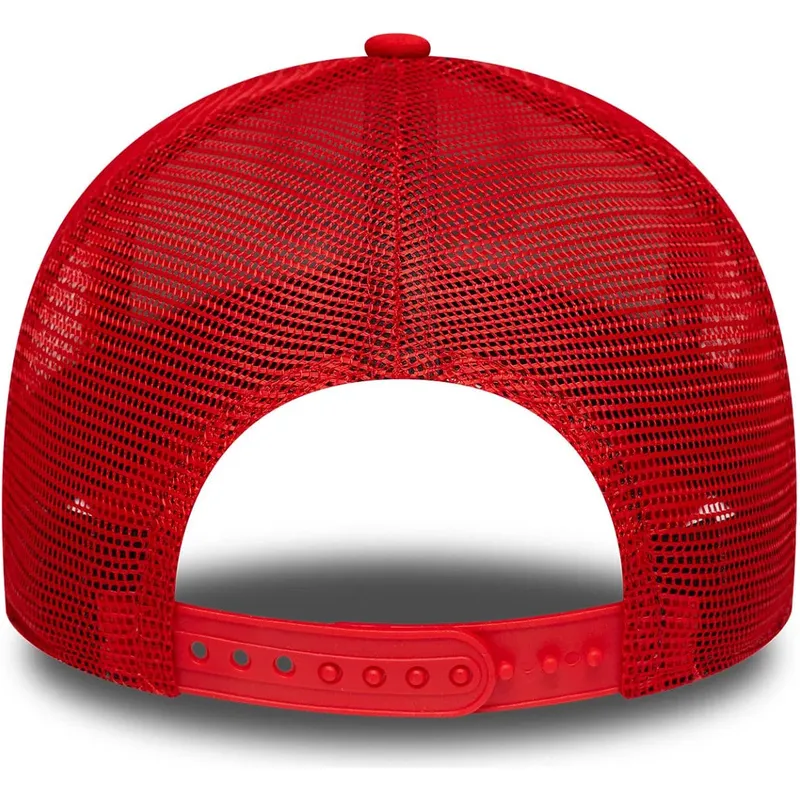 rod-och-vit-trucker-keps-a-frame-side-patch-fran-chicago-bulls-nba-av-new-era