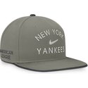casquette-plate-verte-snapback-dri-fit-pro-structured-square-bill-new-york-yankees-mlb-nike