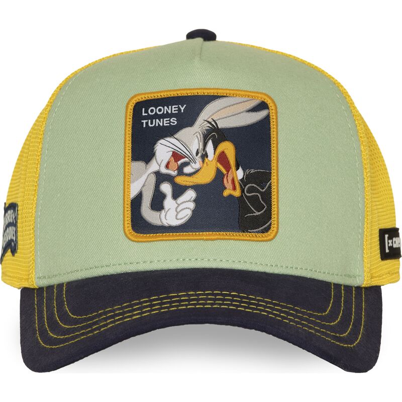 capslab-bugs-bunny-and-daffy-duck-loo13-badb-looney-tunes-multicolor-trucker-hat