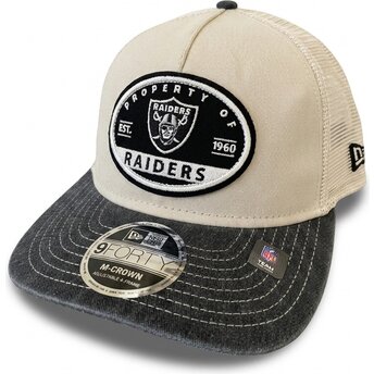 New Era 9FORTY M-Crown A Frame Fray Las Vegas Raiders NFL Beige and Black Trucker Hat