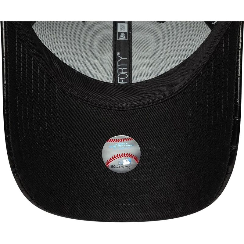 new-era-curved-brim-women-black-logo-9forty-pu-pattern-new-york-yankees-mlb-black-adjustable-cap