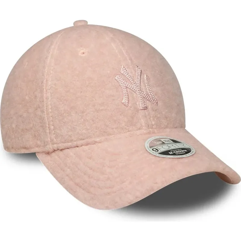 casquette-courbee-rose-snapback-pour-femme-avec-logo-rose-9forty-m-crown-winter-borg-new-york-yankees-mlb-new-era