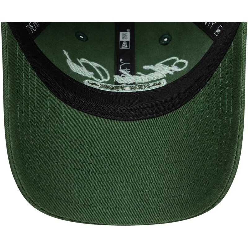 new-era-curved-brim-women-9twenty-matcha-club-green-adjustable-cap