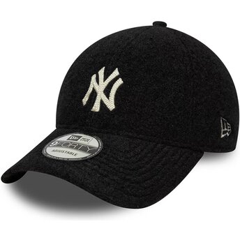 New Era Curved Brim 9FORTY Winter Borg New York Yankees MLB Black Snapback Cap