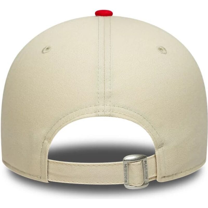 new-era-curved-brim-9forty-colour-block-chicago-bulls-nba-beige-and-red-adjustable-cap
