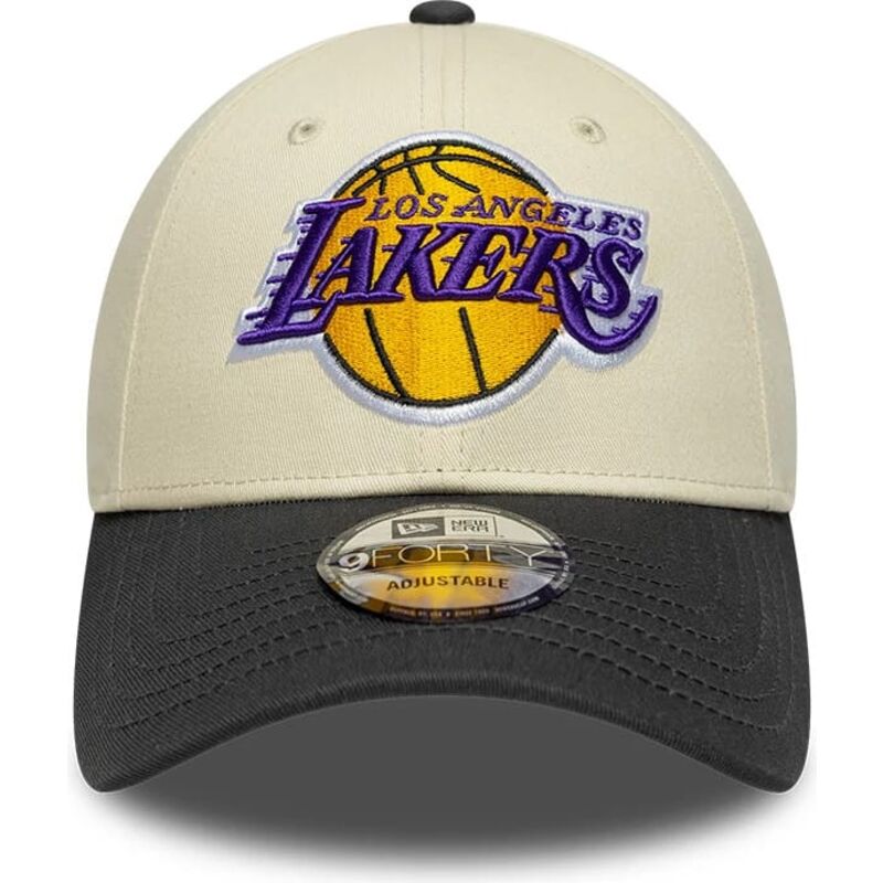 casquette-courbee-beige-et-noire-ajustable-9forty-colour-block-los-angeles-lakers-nba-new-era casquette-courbee-beige-et-noire-ajustable-9forty-colour-block-los-angeles-lakers-nba-new-era