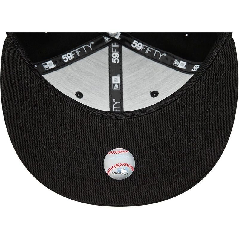 new-era-flat-brim-black-logo-59fifty-chicago-white-sox-mlb-black-fitted-cap new-era-flat-brim-black-logo-59fifty-chicago-white-sox-mlb-black-fitted-cap