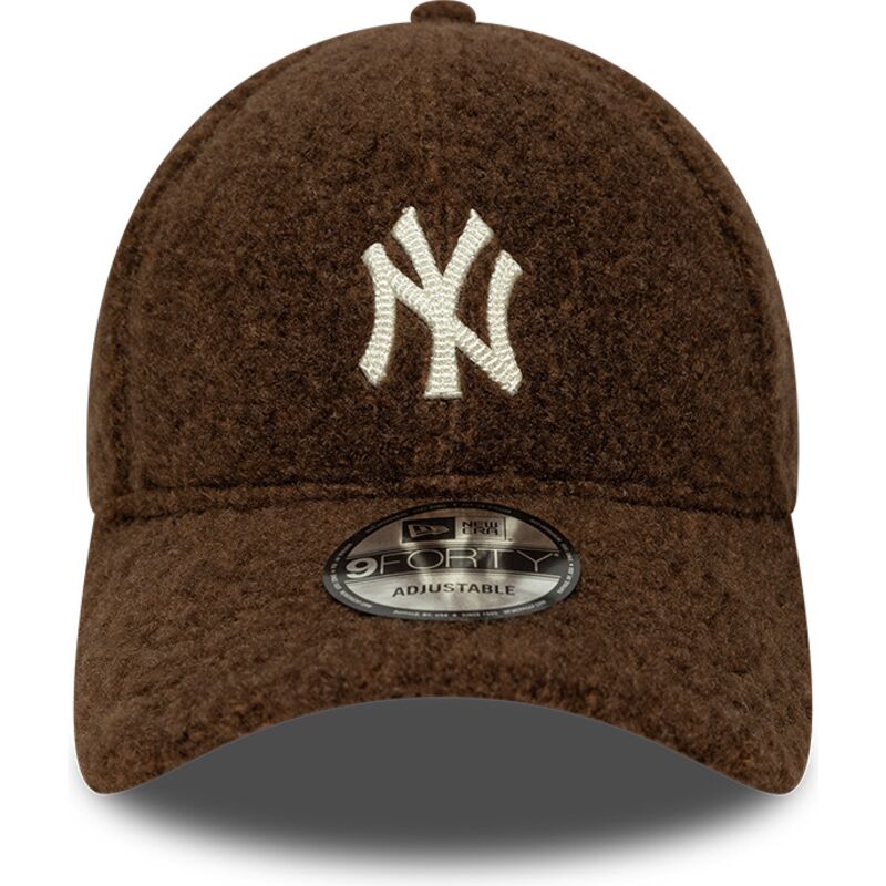 casquette-courbee-marron-snapback-9forty-winter-borg-new-york-yankees-mlb-new-era