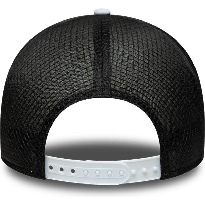 new-era-9forty-apex-sporty-los-angeles-dodgers-mlb-white-and-black-trucker-hat