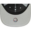 casquette-courbee-grise-snapback-avec-logo-grise-9seventy-stretch-snap-mesh-flawless-new-york-yankees-mlb-new-era