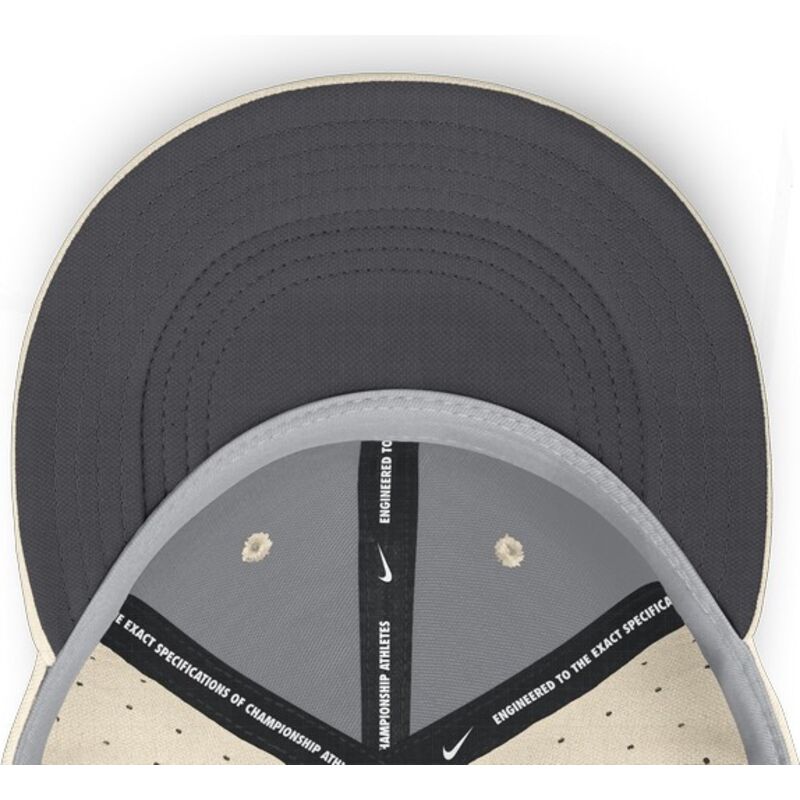 nike-flat-brim-dri-fit-true-structured-aero-bill-new-york-yankees-mlb-beige-fitted-cap nike-flat-brim-dri-fit-true-structured-aero-bill-new-york-yankees-mlb-beige-fitted-cap