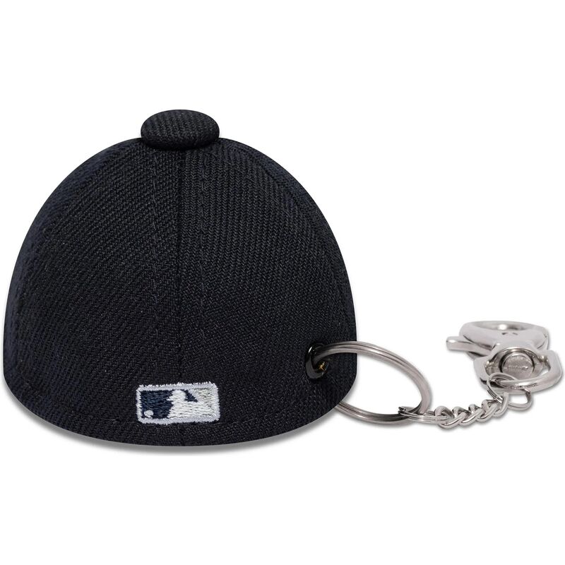 new-era-mini-cap-new-york-yankees-mlb-navy-blue-keychain new-era-mini-cap-new-york-yankees-mlb-navy-blue-keychain