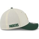 new-era-curved-brim-39thirty-m-crown-training-2026-green-bay-packers-nfl-green-and-beige-fitted-cap