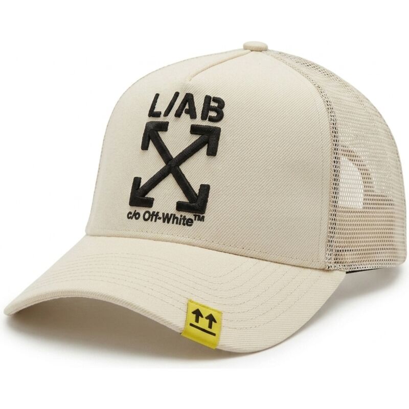 casquette-trucker-beige-avec-logo-noir-clamp-arrows-l-ab-c-o-off-white