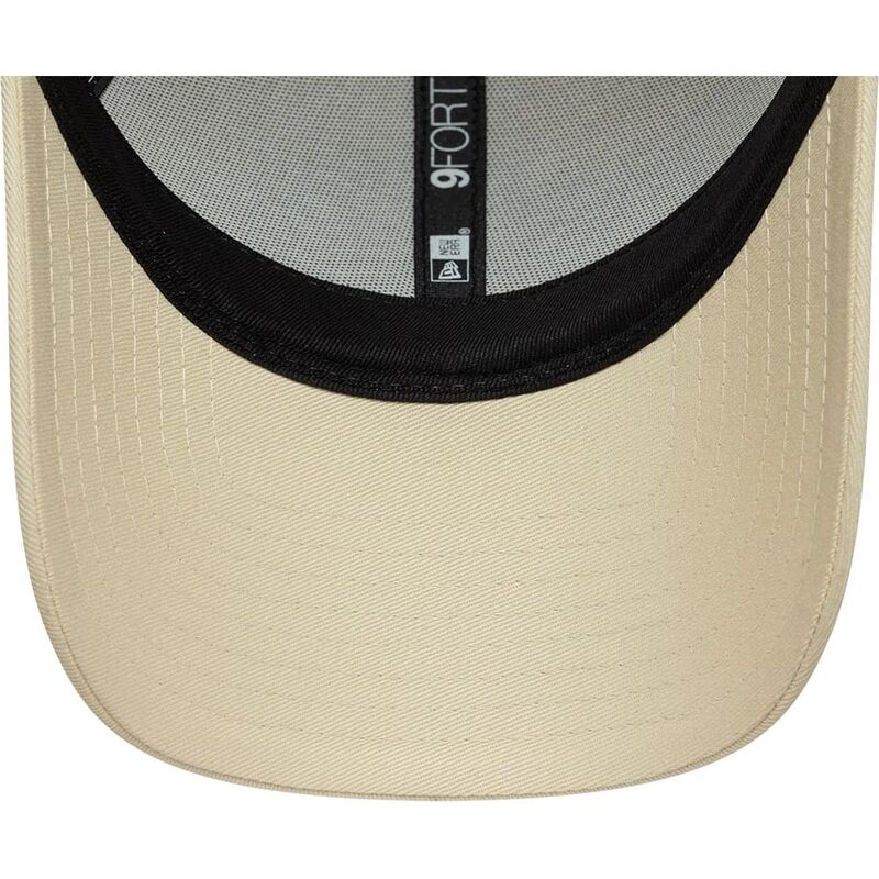 casquette-courbee-beige-ajustable-9forty-core-ducati-motor-motogp-new-era