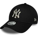 new-era-curved-brim-women-9forty-infill-new-york-yankees-mlb-black-adjustable-cap-with-beige-logo
