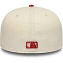 new-era-flat-brim-red-logo-59fifty-league-essential-new-york-yankees-mlb-beige-and-red-fitted-cap
