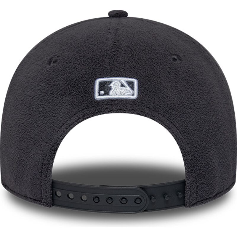 new-era-curved-brim-9forty-m-crown-fleece-los-angeles-dodgers-mlb-grey-snapback-cap