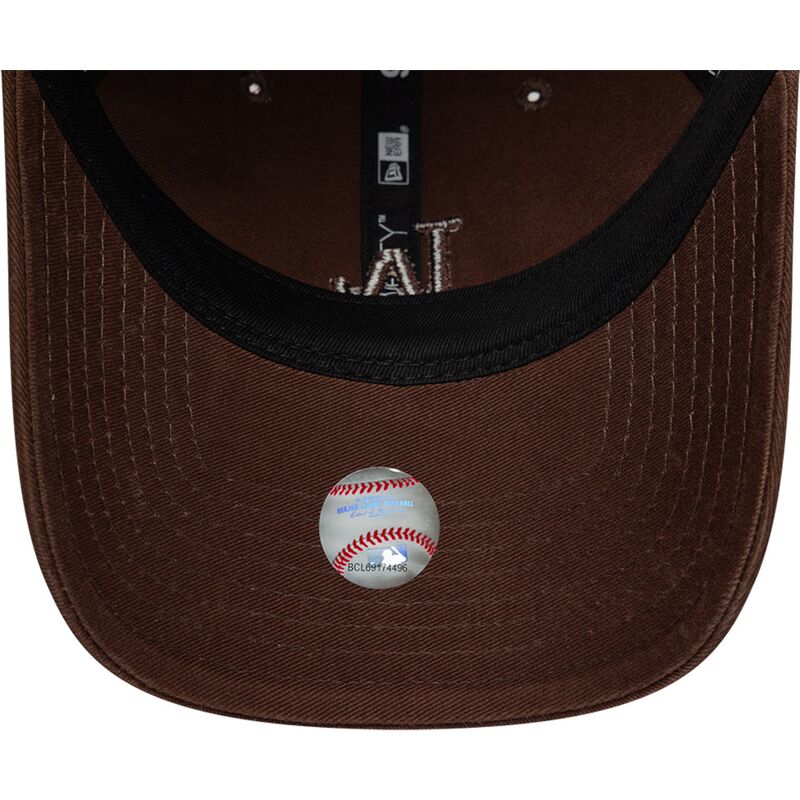 casquette-courbee-marron-ajustable-avec-logo-marron-9twenty-washed-midi-logo-los-angeles-dodgers-mlb-new-era casquette-courbee-marron-ajustable-avec-logo-marron-9twenty-washed-midi-logo-los-angeles-dodgers-mlb-new-era