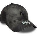 casquette-courbee-noire-ajustable-pour-femme-avec-logo-noir-9twenty-washed-pu-new-york-yankees-mlb-new-era