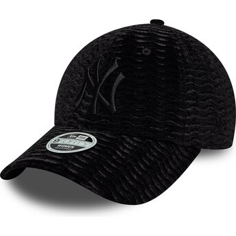 New Era Curved Brim Women Black Logo 9FORTY Velour New York Yankees MLB Black Adjustable Cap