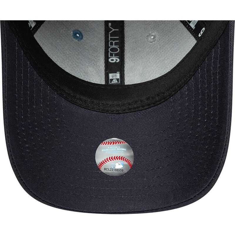 new-era-curved-brim-youth-9forty-colourblock-new-york-yankees-mlb-multicolor-adjustable-cap new-era-curved-brim-youth-9forty-colourblock-new-york-yankees-mlb-multicolor-adjustable-cap