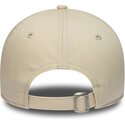 casquette-courbee-beige-ajustable-avec-logo-dore-9twenty-league-essential-new-york-yankees-mlb-new-era