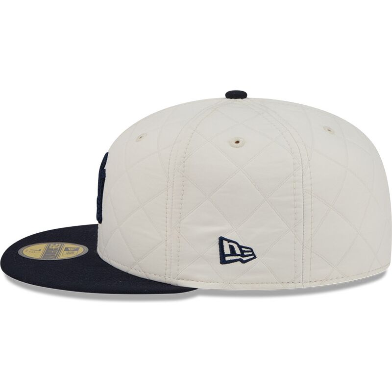 new-era-flat-brim-59fifty-checkered-new-york-yankees-mlb-white-and-navy-blue-fitted-cap