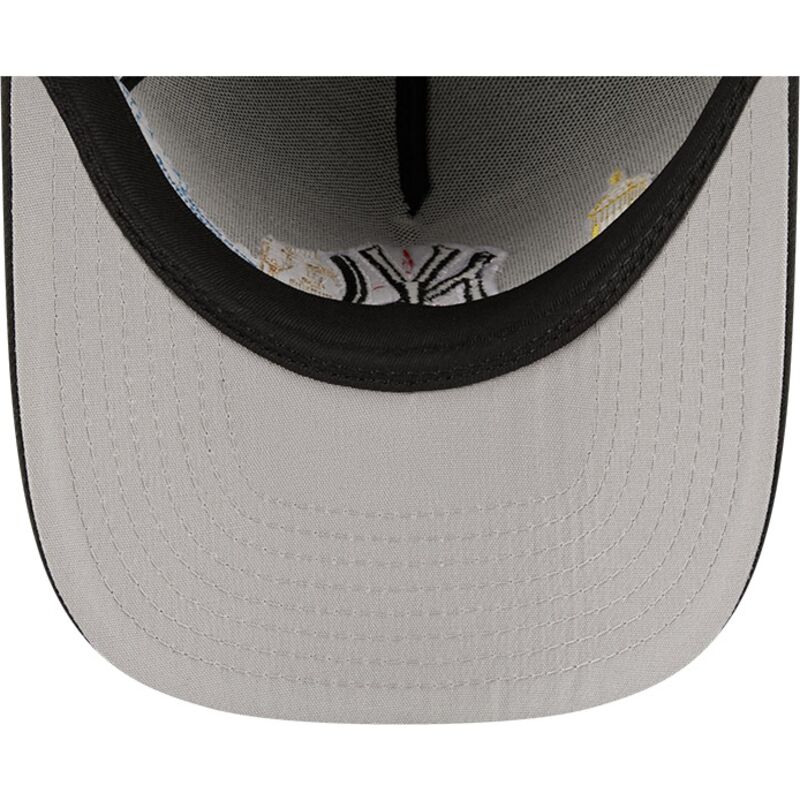 casquette-courbee-noire-snapback-9fifty-a-frame-precurved-skyline-new-york-yankees-mlb-new-era